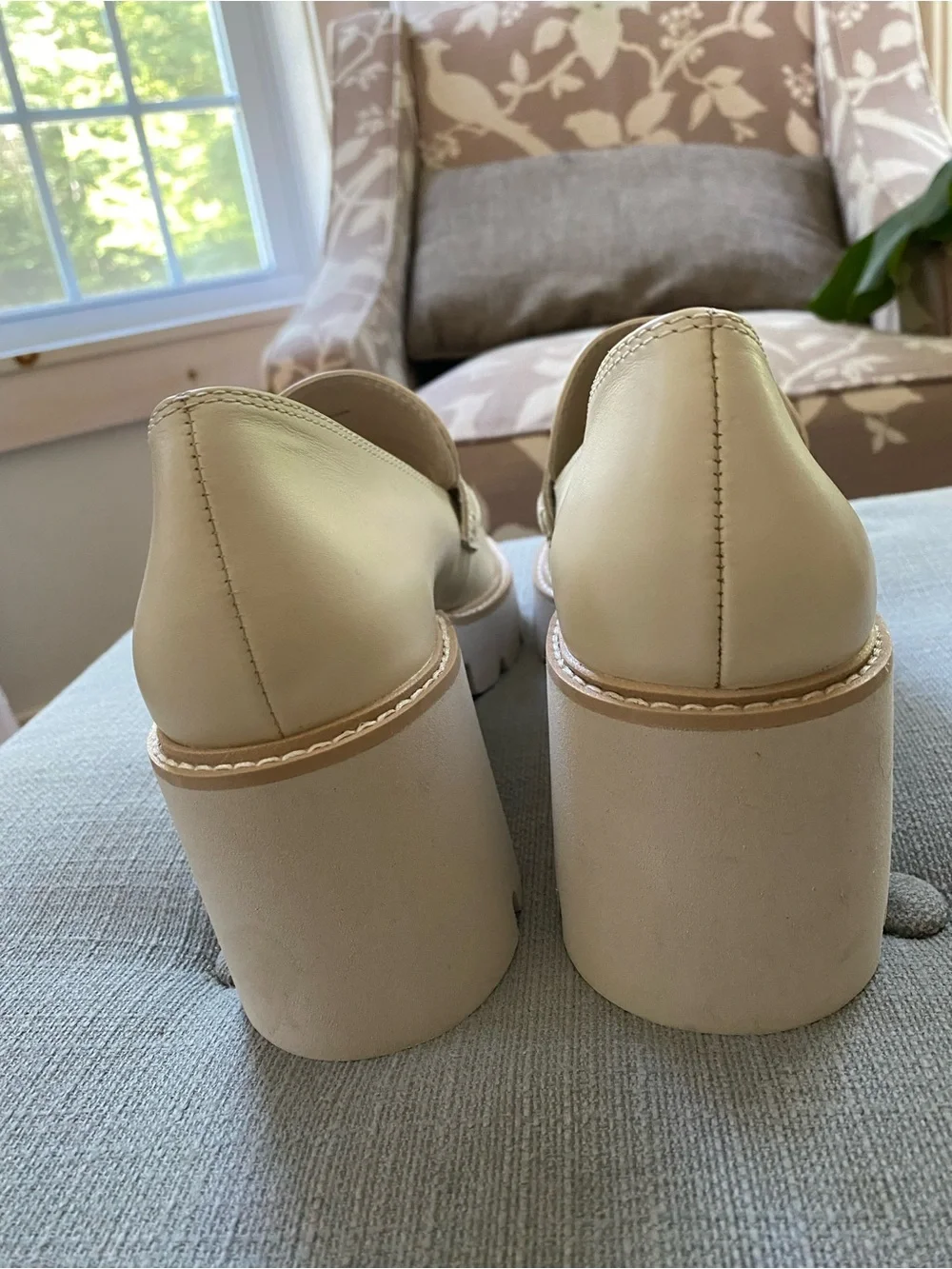 Dolce Vita Cream Platform Loafers / Shoes Sz. 9.5